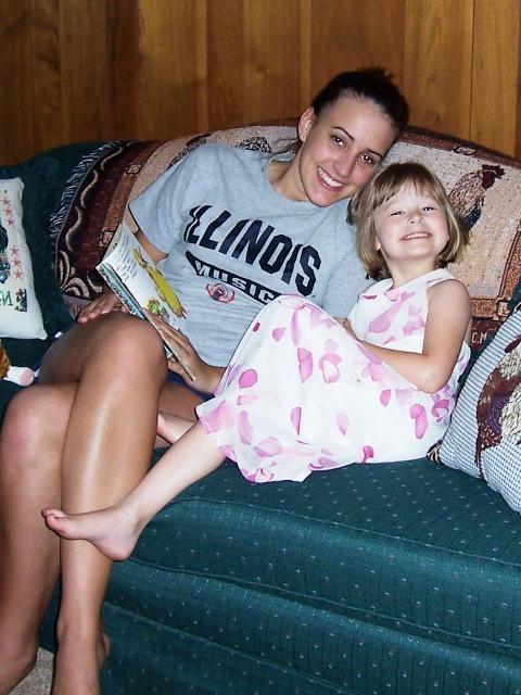 100_2765.JPG - Aunt Gina and Sydney.