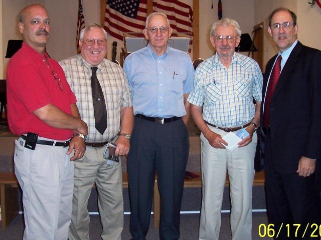 100_2811.JPG - Ken, Terry, Lester, Chester, and Mark on Father's Day.