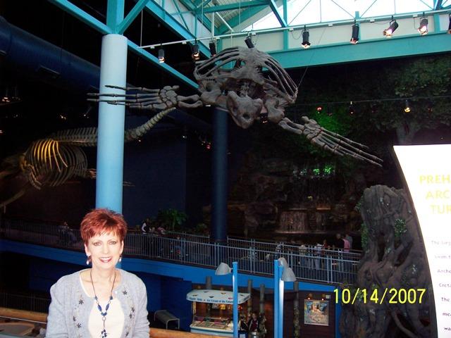 100_3163.JPG - We visited Ripley's Aquarium of the Smokies in Gatlinburg. We highly recommend visiting!