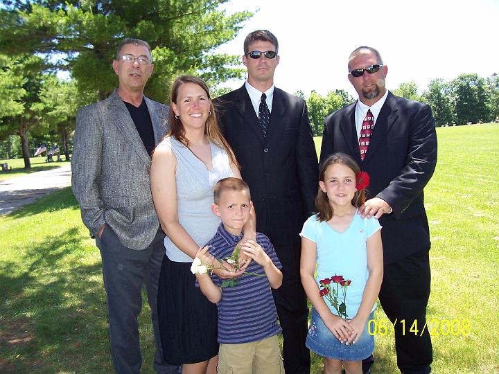 100_3728.JPG - Rick with sons Drew and Derek, Derek's wife Bridget, and their children Brinna and Rex.
