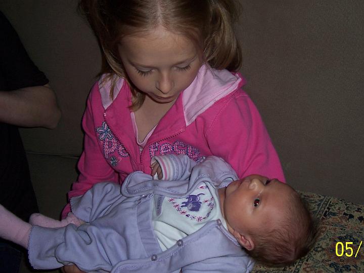 100_3620.JPG - Sydney and Macie.