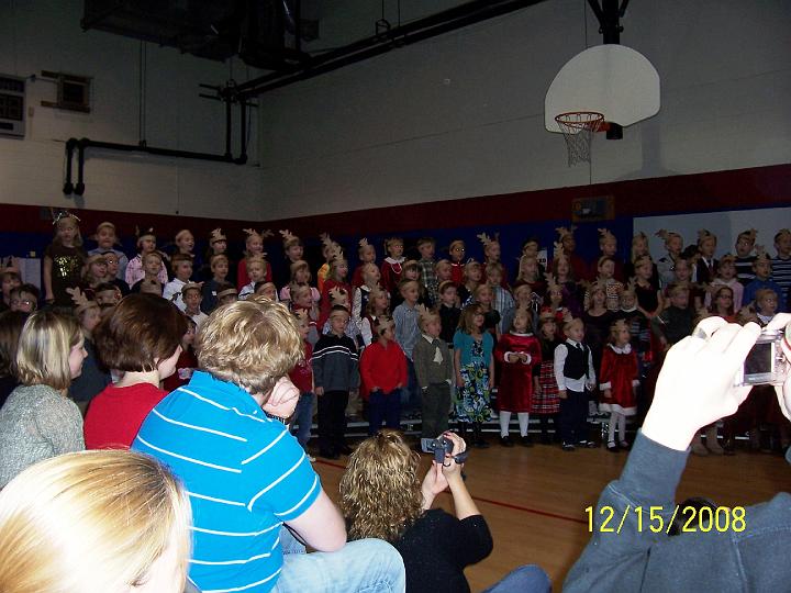 100_4261.JPG - All the littel reindeer!