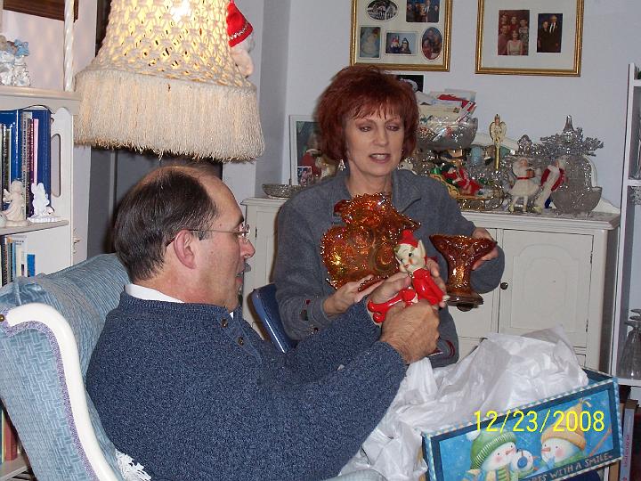 100_4297.JPG - Pam received some of her grandma's carnival glass.