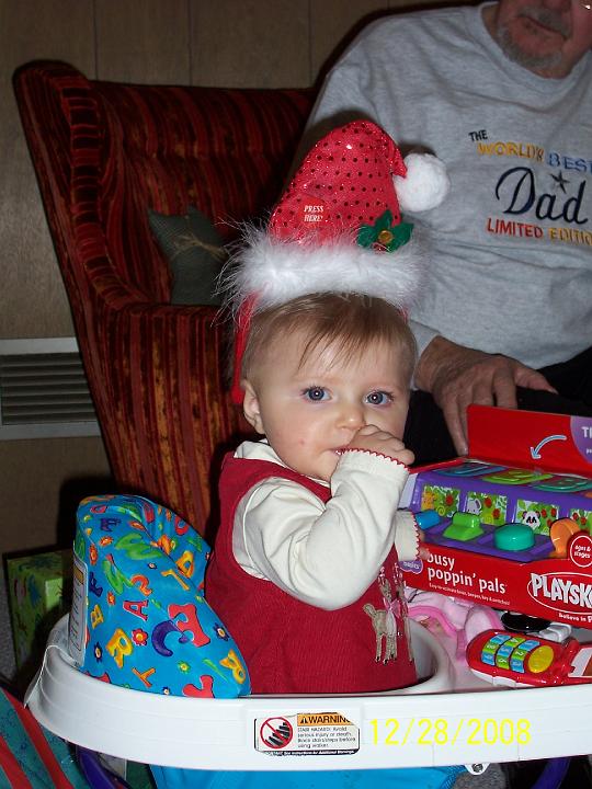 100_4422.JPG - Macie with her Christmas hat.
