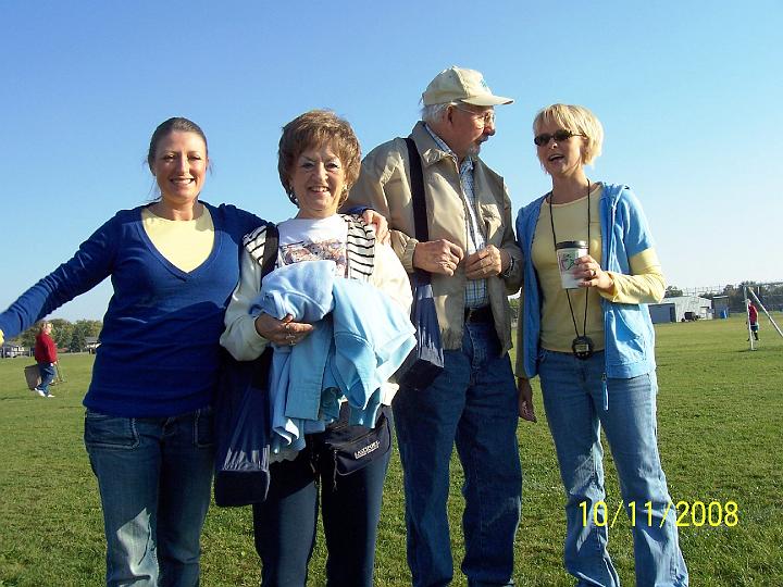 100_4052.JPG - Misty, Sharon, Chet, and Joy.