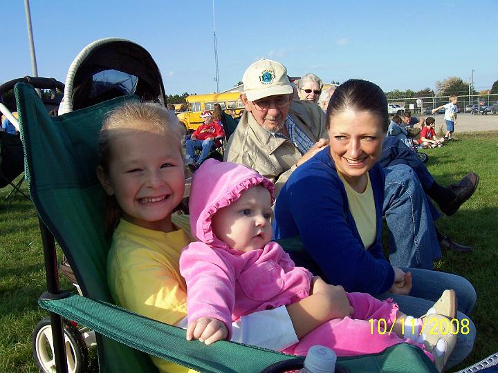 100_4059.JPG - Sydney with Macie and Misty.