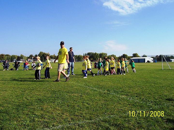 100_4062.JPG - Coach Wilbur and the winning team.