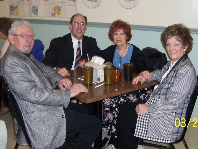 100_3475.JPG - Easter Sunday lunch at Gillmore's.