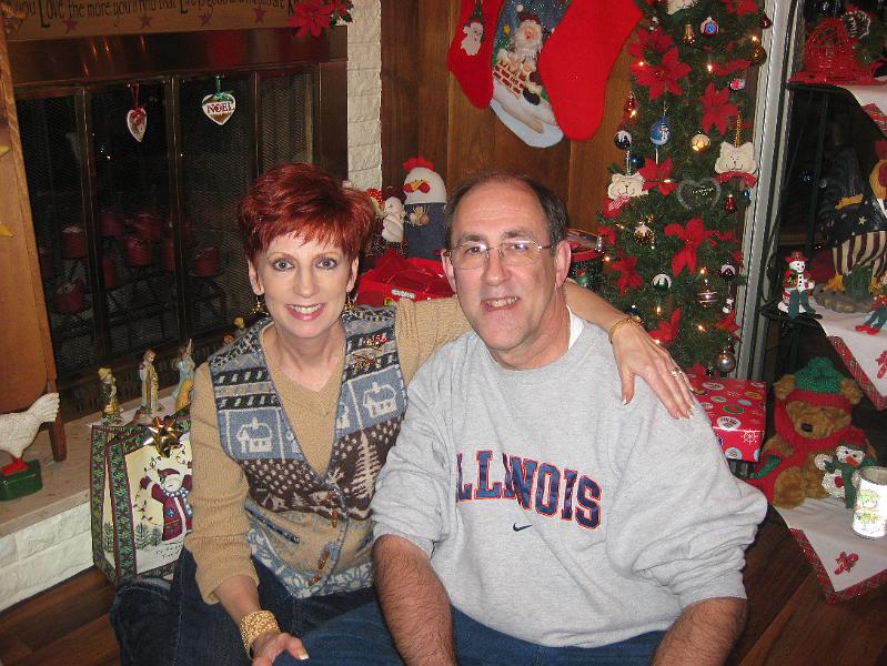 IMG_1325.JPG - Pam and Mark relaxing before the festivities.