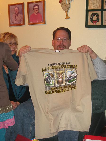 IMG_1362.JPG - Pam knew that this shirt fit Don's hunting attitude.