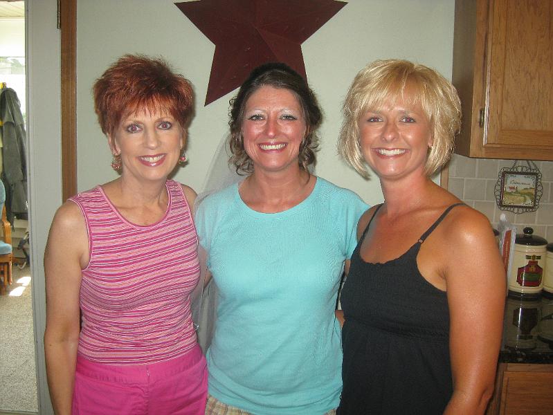 IMG_0651.JPG - Pam, Misty and Joy