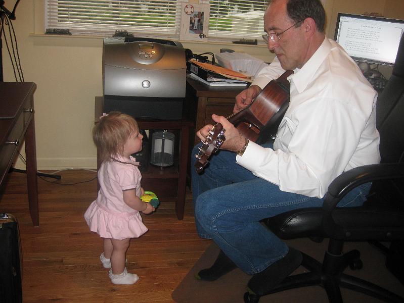 IMG_0530.JPG - Is that a "G" chord, Grandpa?