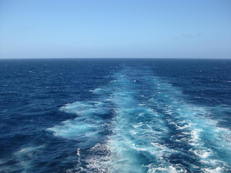 IMG_0103.JPG - En route from Grand Cayman to Cozumel.
