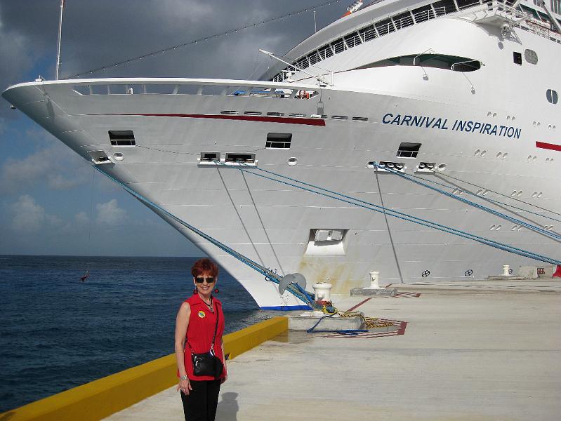 IMG_0117.JPG - At Cozumel, the ship actually pulls up to the dock.