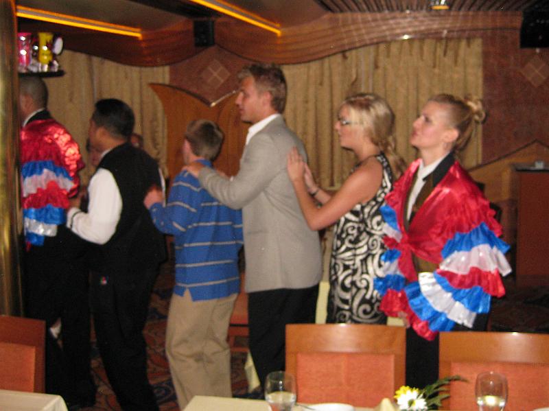 IMG_0185.JPG - Andrew, Adam, and Michaela Brown (of the Browns) dancing with the waiters, too ...