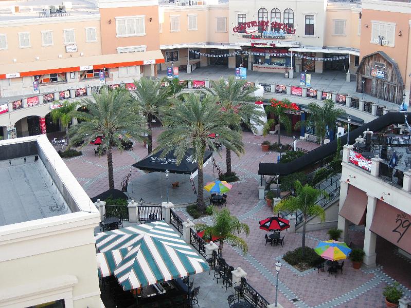 IMG_0235.JPG - The Channelside plaza.