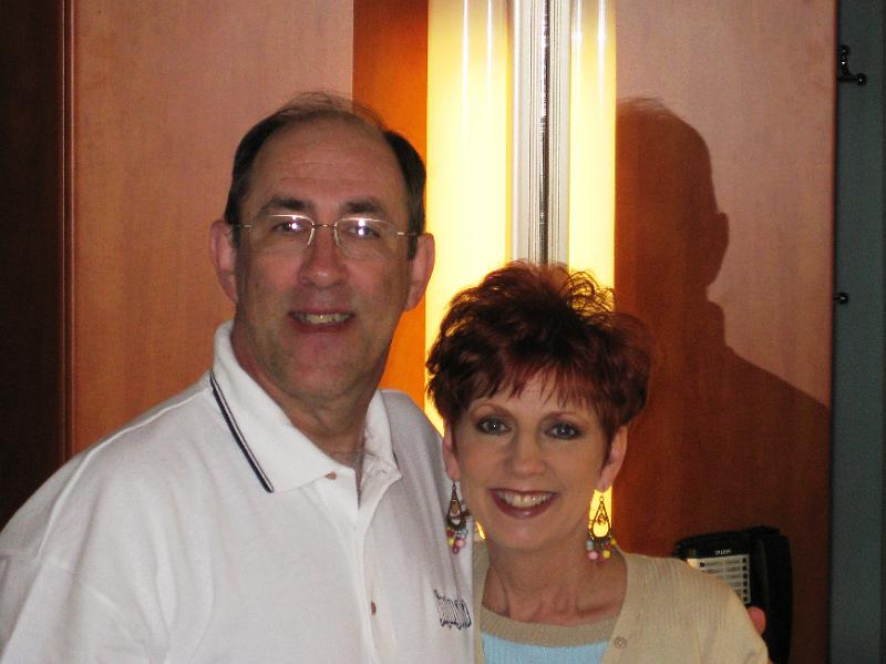 IMG_0240.JPG - Back in our room picking up our carry-on (or should I say carry-off) luggage.