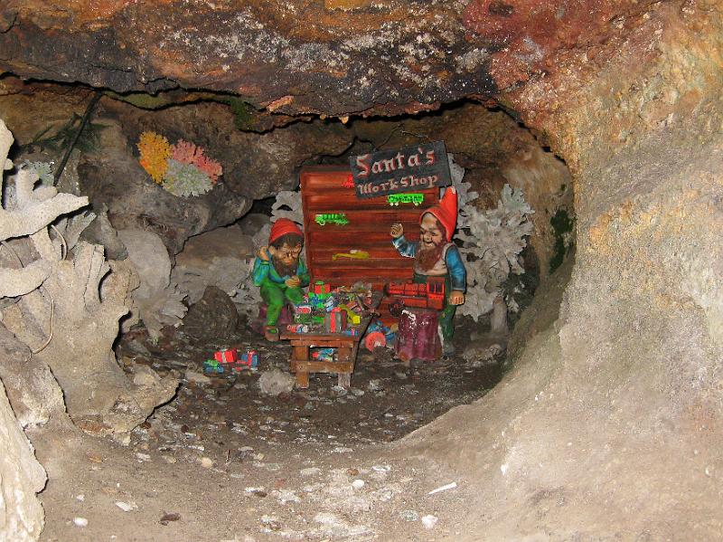 IMG_0288.JPG - The Fairyland Caverns features a number of blacklit dioramas tucked back in clefts of the rock.  The camera flash ruins the blacklight effect, but reveals many things not noticed in person.