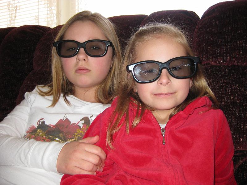 IMG_0336.JPG - Kait and Syd bein' cool...