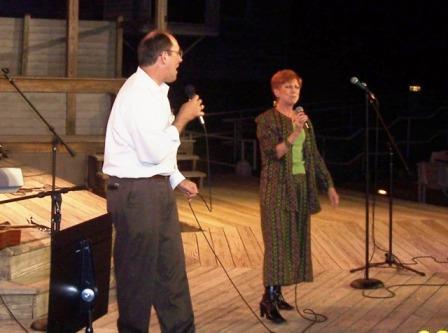 CommunitySing5.JPG - "Get up ... you oughta testify!"