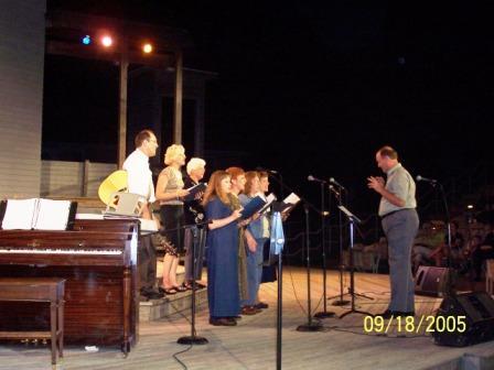 NSAGChoir1.JPG - Singing with the New Salem Assembly of God choir