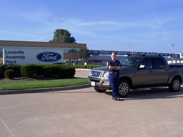 100_2259.JPG - We left Saturday morning, but not before stopping at the Ford Louisville Assembly Plant, where our Sport Trac was built.