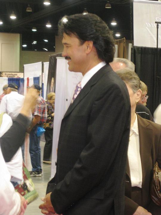 IMG_1018.JPG - The always-popular Ivan Parker visits with fans in the exhibit hall.